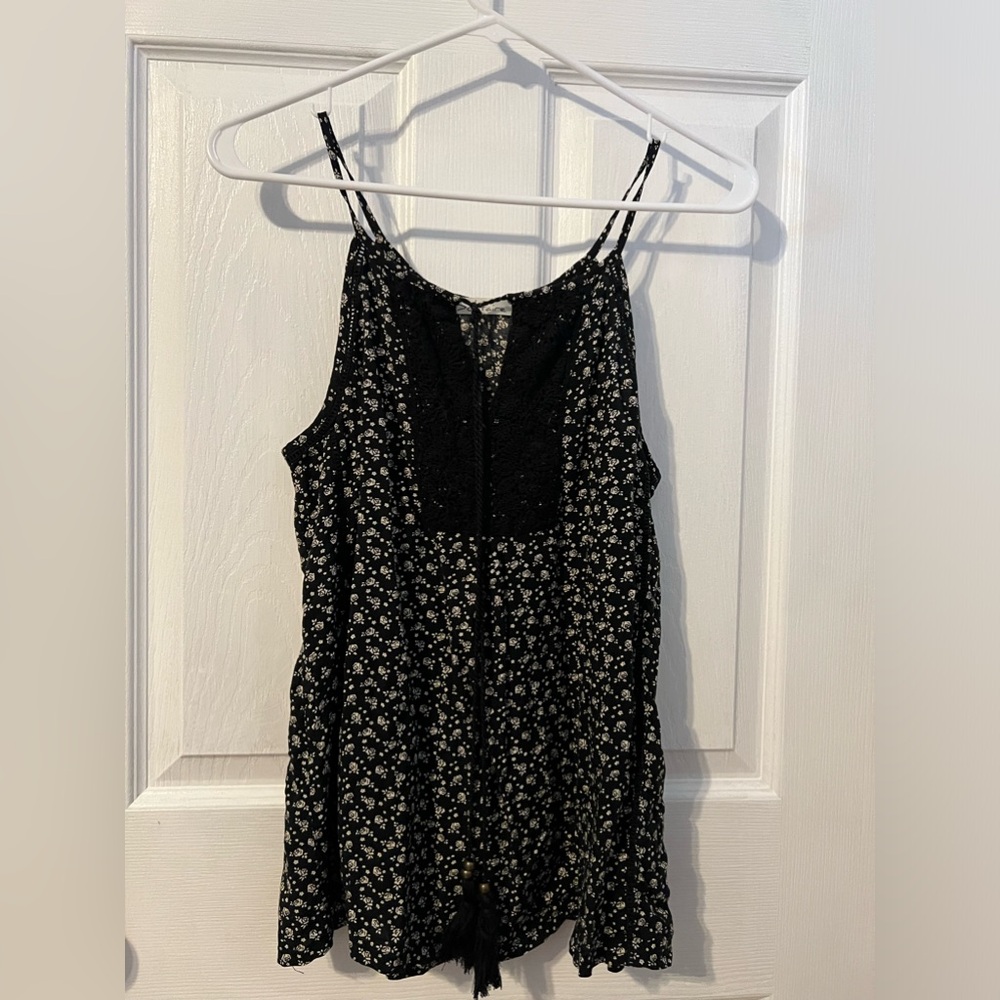 Ladies medium black and white summer tank top.